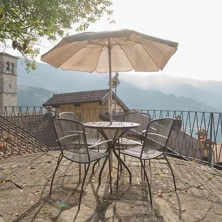Torre Di Palanzo With Magnificent View By Rent Villa Faggeto Lario