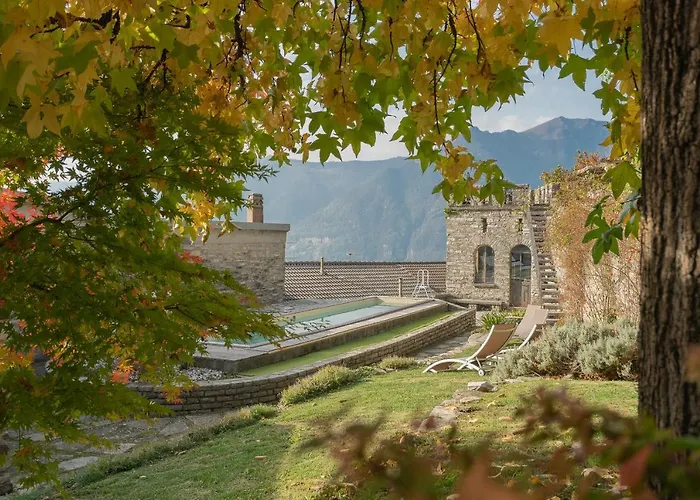Torre Di Palanzo With Magnificent View By Rent ヴィラ