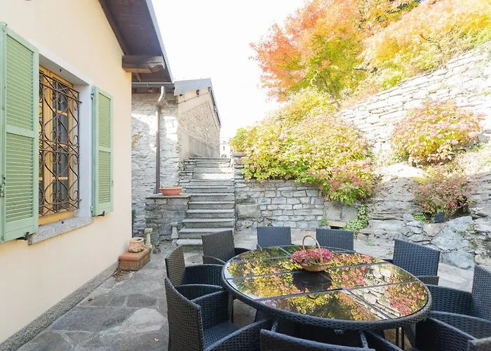 Torre Di Palanzo With Magnificent View By Rent * Faggeto Lario