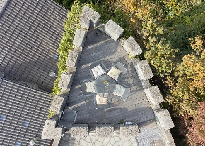 Torre Di Palanzo With Magnificent View By Rent Faggeto Lario