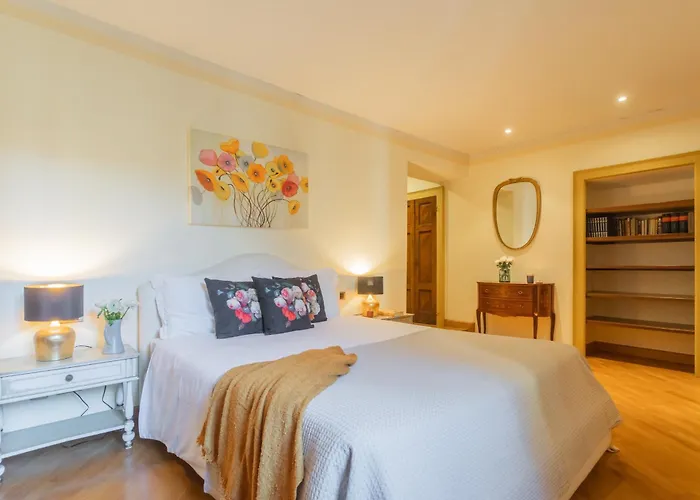 Torre Di Palanzo With Magnificent View By Rent Faggeto Lario