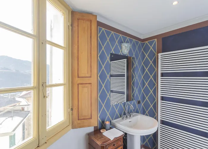 ヴィラ Torre Di Palanzo With Magnificent View By Rent Faggeto Lario