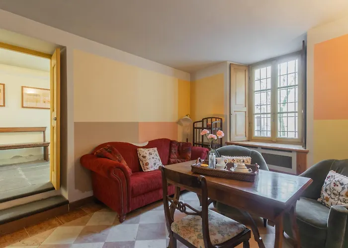 Torre Di Palanzo With Magnificent View By Rent * Faggeto Lario